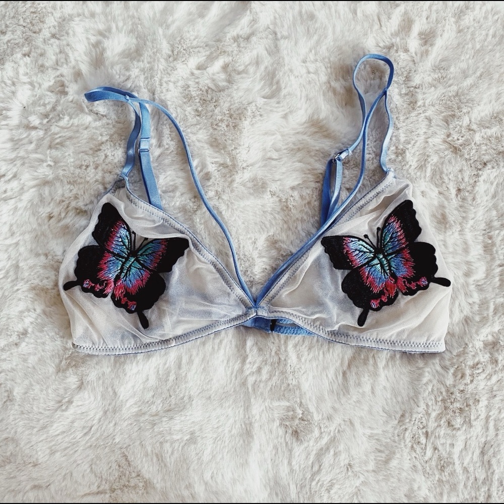 BUTTERFLY EMBROIDERED BRALETTE